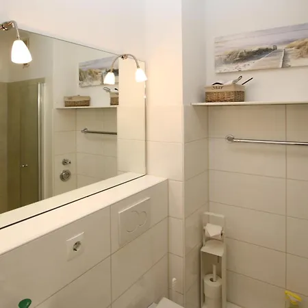Gmelinstra_e 12_ Whg_ 2_ Haus Apartamento